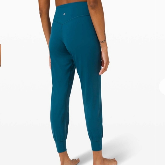 Lululemon Align Jogger 28" - Picture 2 of 11